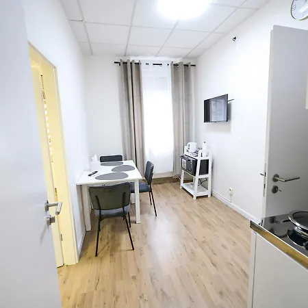 Glow Apartment Magdeburg Exterior photo